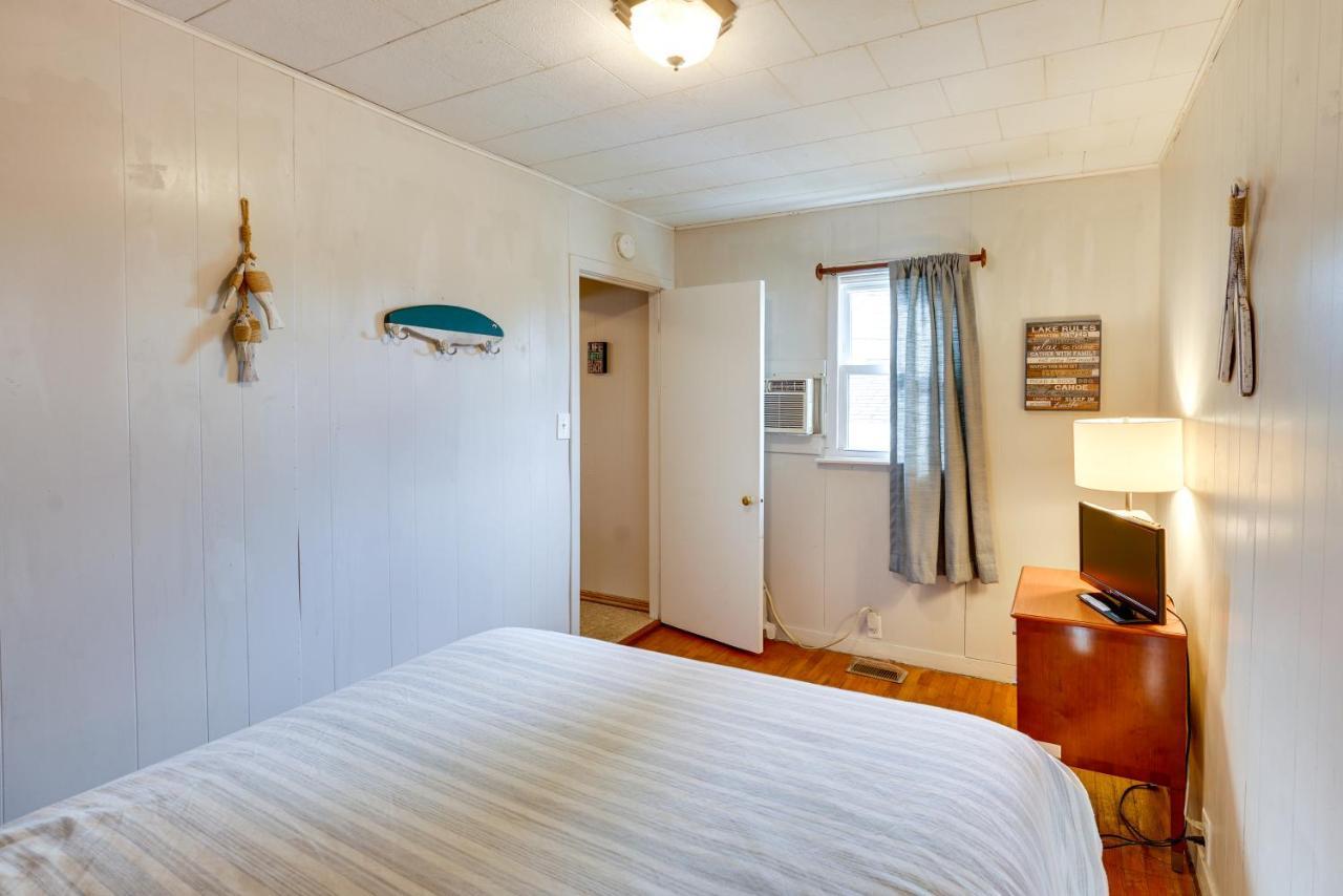 Ludington Vacation Rental - Walk To Lake Michigan! Exterior photo